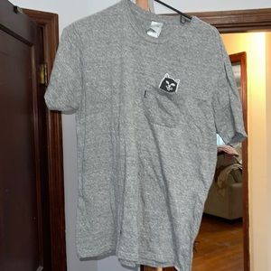 Large mens rip n dip grey cat middle finger shirt